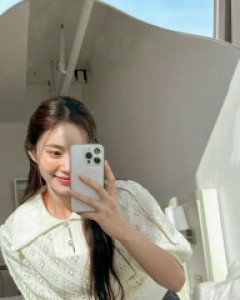 [EVELLET] Rontepin Puff Short-sleeve Knit