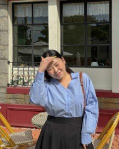 [EVELLET] Tubaben V-neck Unbalance Shirt