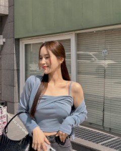 [EVELLET] Loop-on Twisted Sleeveless Cardigan SET