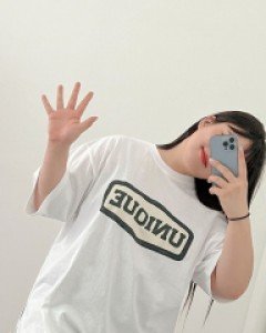 Unica Graphic Print T-shirt