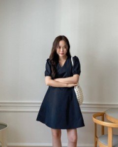 [EVELLET] Eltir V-neck Puff Dress