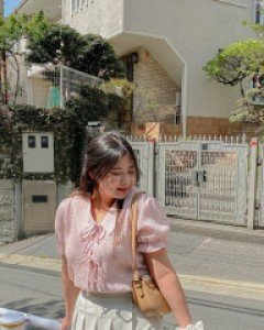 [EVELLET] Leanin Wrinkle bowknot Blouse