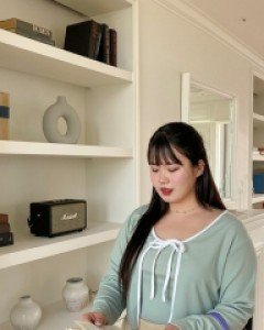 Blond Sleeveless Cardigan SET