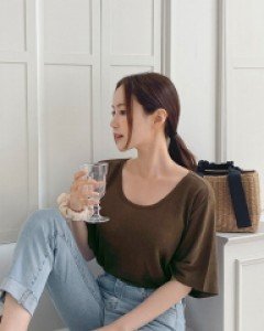 [EVELLET] Rudiel Linen Basic Slit T-shirt