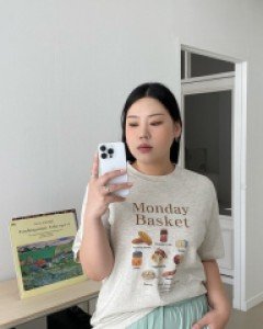 Bartmo Graphic Print T-shirt