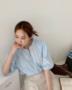 [EVELLET] Lasenti Lace Shirring Blouse