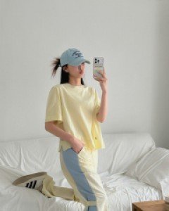 [EVELLET] Newnis dryer slit T-shirt