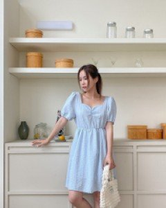 [EVELLET] Benai Heart Neck Back Ribbon Dress