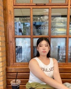 Cassimo Graphic Print Sleeveless T-shirt