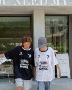 Chatipa Graphic Print Mash T-shirt