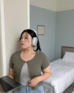 [EVELLET] Mecoil Ribbed Hook Cardigan