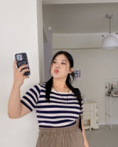 Anurin Square Neck ST T-shirt