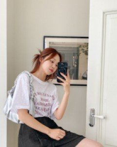 Kimita Graphic Print Slab T-shirt