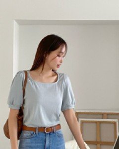 [EVELLET] Charoni Ribbed Puff Short-sleeve Tea Blouse