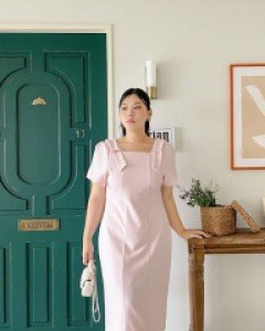 [EVELLET] Namucell Square Neck Long Dress