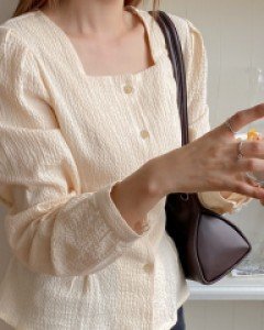 Pureha Square Neck Bowknot Blouse