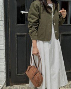 [EVELLET] Loruen logo cotton crop jacket