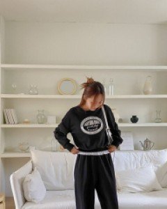 [EVELLET] Neoven Graphic Print TrainingSET