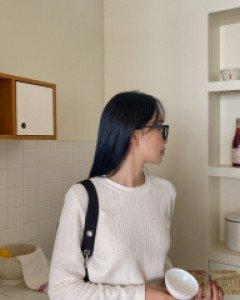[EVELLET] Montini Jagard Span T-shirt