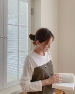 [EVELLET] Kelevin Contrast double tea blouse