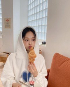 Murti Graphic Print Hood Sweatshirt