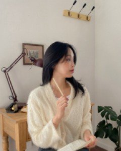[EVELLET] Berige Feather Cardigan