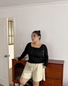 Newtel 4.Pedal pushers leather pants