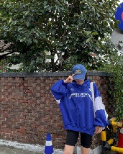 Rene Jean Graphic Print Contrast Hood