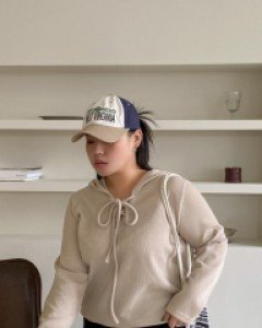 Yudenmu Eyelet Hood T-shirt