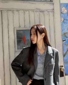 Bejumin Pocket Semi-Cropped Jacket