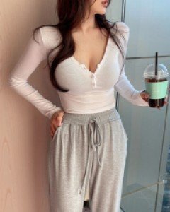 워리단추크롭 티셔츠