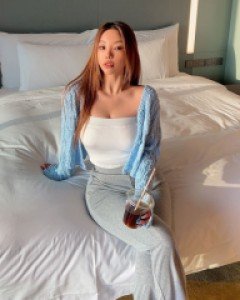 세뷰 크롭 니트 가디건