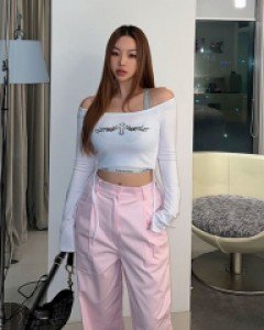 프림 오프 셔링 크롭 티셔츠