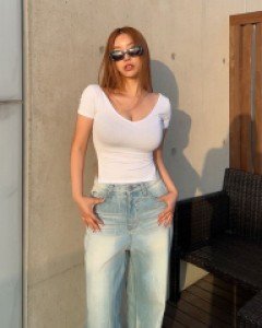 셀론 양브이 크롭 티셔츠[모달36%]