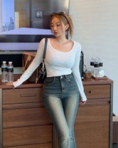 슬렌 유넥 크롭 티셔츠