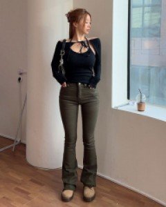 드레신 하이 부츠컷팬츠