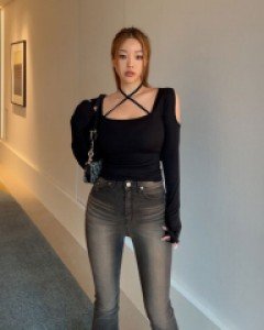 핀엘 스트링 티셔츠[텐셀60%]