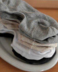 베이직 앞코 엠보싱 덧신 96763