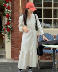 쿠브 브이넥 셔링 롱 원피스 66762