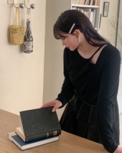 루이안 숄더 컷아웃 티셔츠 69673