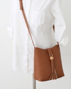 우드테슬 크로스백(무료배송)