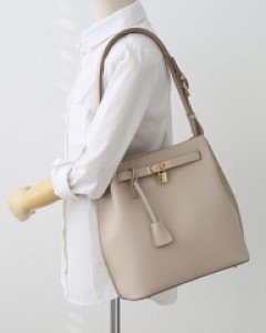 소 켈리 숄더백 (무료배송)