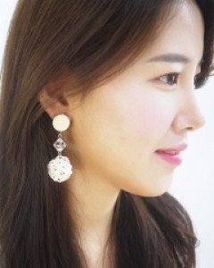 밀짚 크리스탈 귀걸이