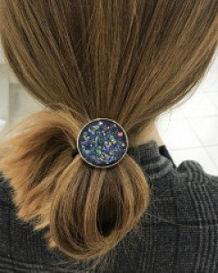 우주를 건너 펄 머리끈