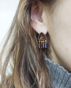 찰랑찰랑 세모 큐빅 귀걸이