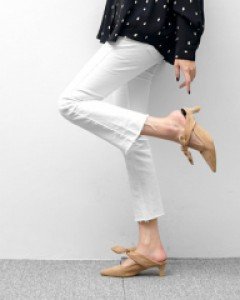 리본 미들굽 슬링백