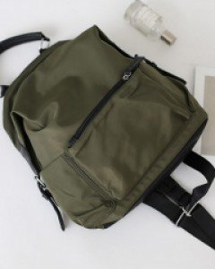 데일리 프라다 여자 백팩