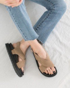 스웨이드 크로스 가보시2cm 여성샌들
