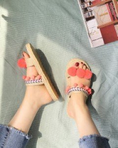 형광 폼폼 테슬 여름 휴양지 샌들