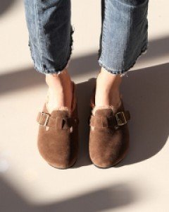 보스턴 퍼 슬리퍼 샌들